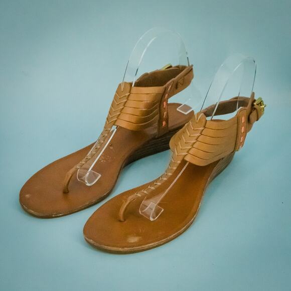 Coach Size 8 Brown Tan Leather Orange Ankle Strap Buckle Thong Flip Flop Sandals - Picture 1 of 7